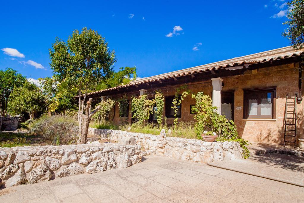 Masseria Borgo Del Gallo Tricase Buitenkant foto